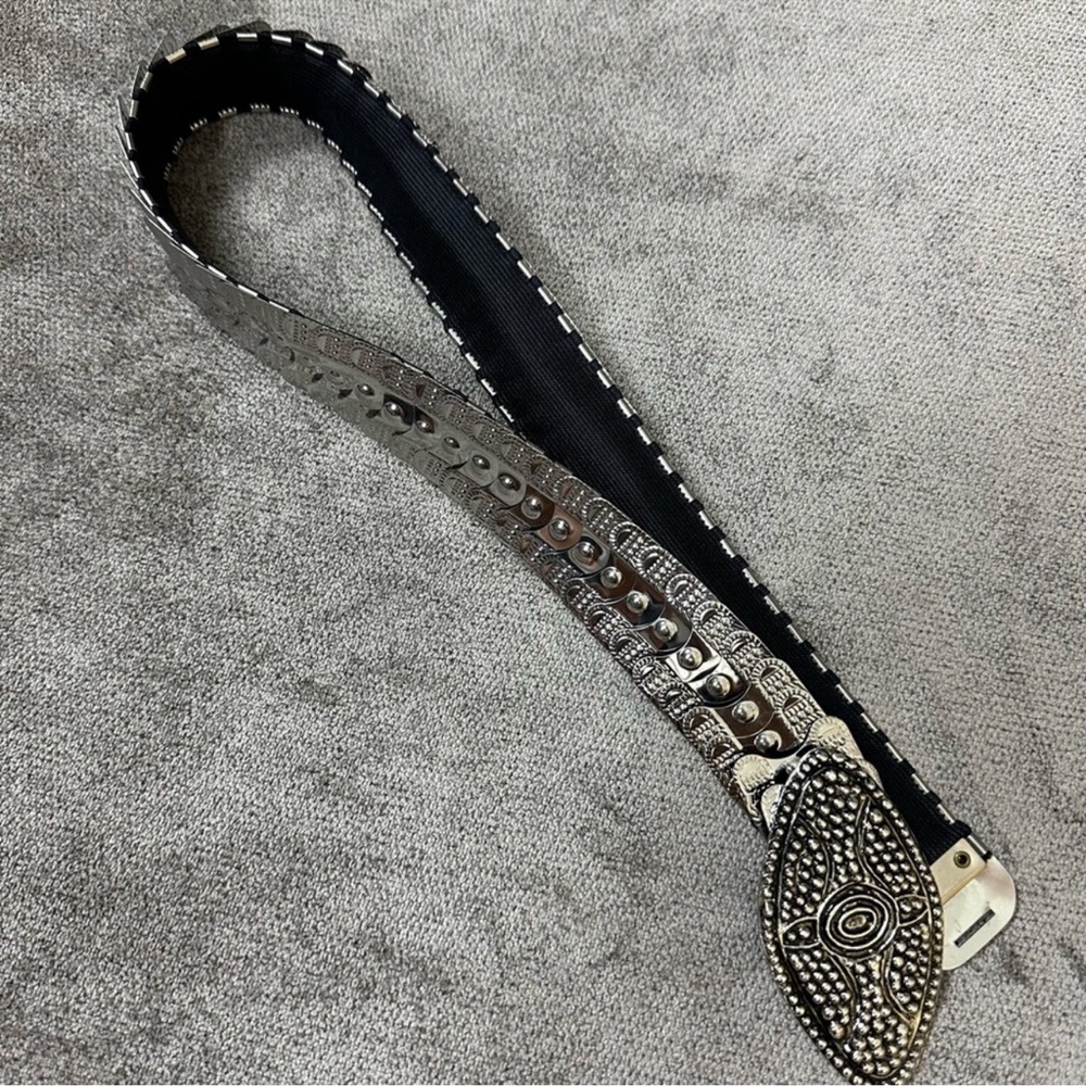 VINTAGE Silver Metal Scale Belt